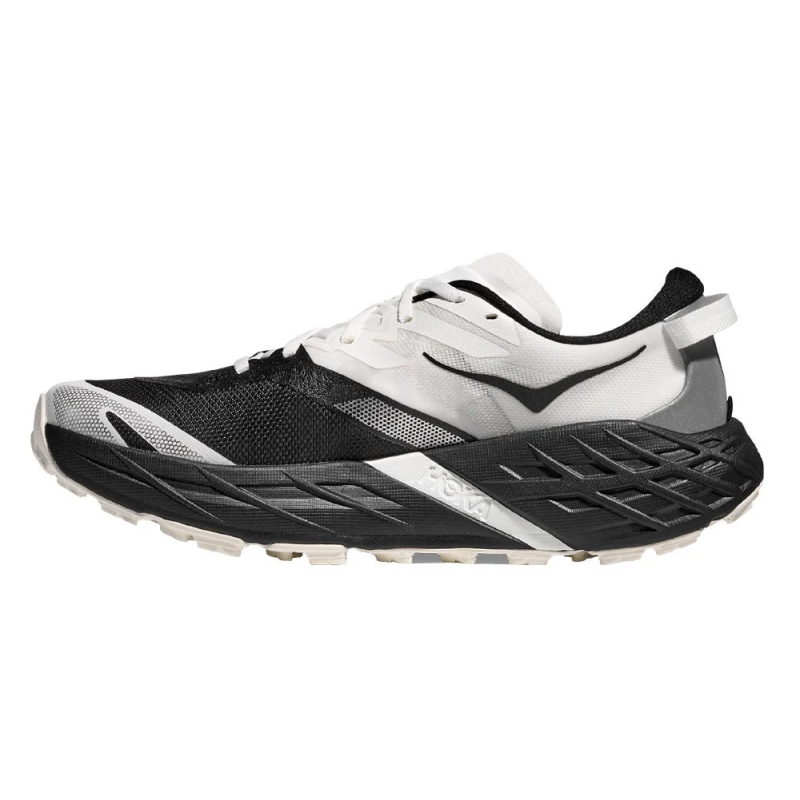 Hoka Speedgoat 7 black / white Hoka Speedgoat 7 black / white
