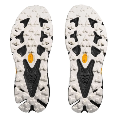 Hoka Speedgoat 7 black / white