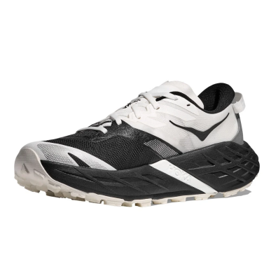Hoka Speedgoat 7 black / white