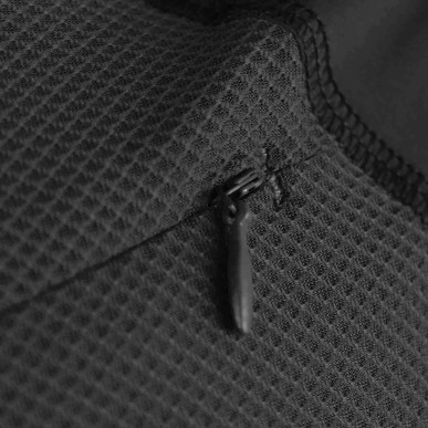 Vertical Technical Top Noir