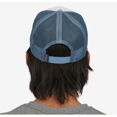 Patagonia P-6 Logo Trucker Hat white / light plume grey