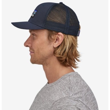 Patagonia P-6 Logo Trucker Hat navy blue