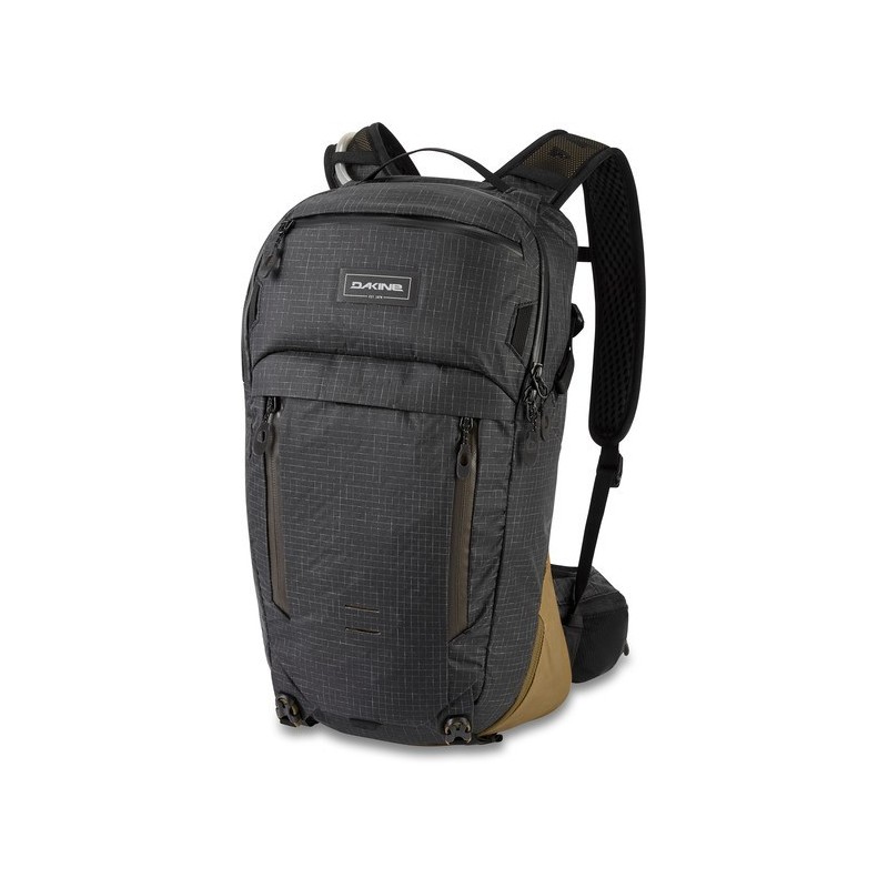 Dakine Seeker 18L black