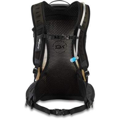 Dakine Seeker 18L black