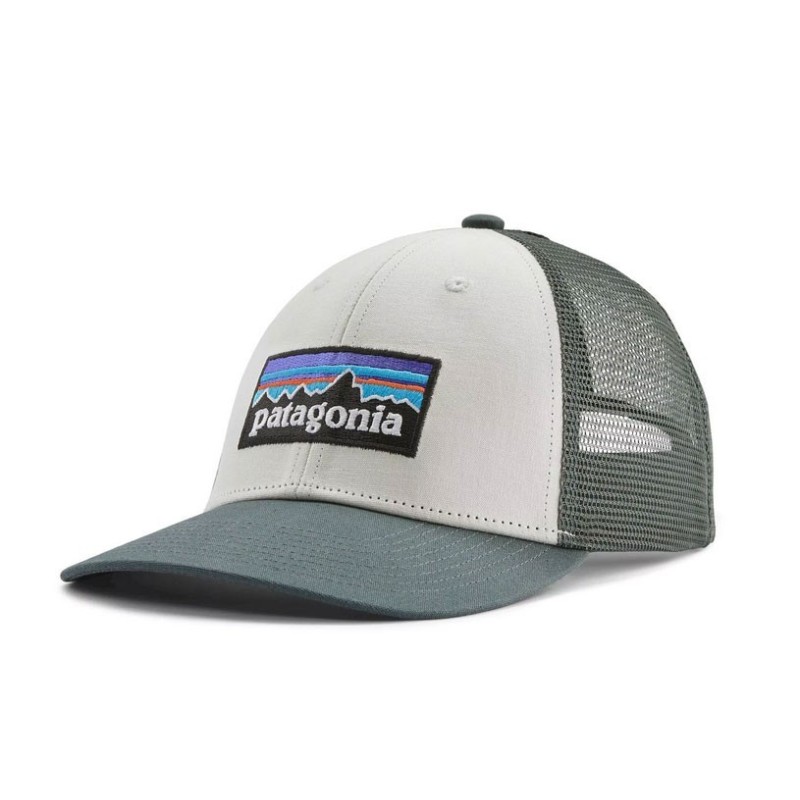 Patagonia P-6 Logo Lopro Trucker Hat white / nouveau green