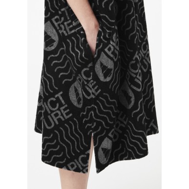 Picture Landsom Poncho black logo